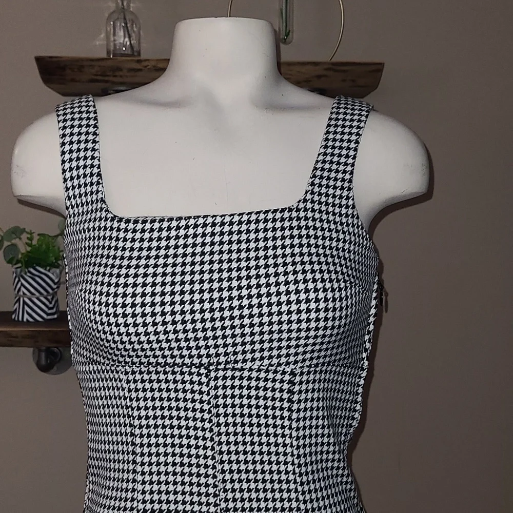 Houndstooth Mini Dress - Picture 2 of 7
